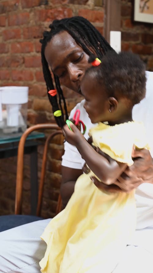 有关人, 儿童, 垂直视频的免费素材视频