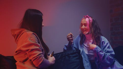 有关vaping, 友谊, 吸电子烟的免费素材视频