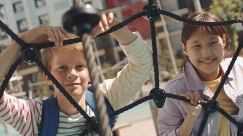 有关倾斜地平线, 儿童, 公园的免费素材视频