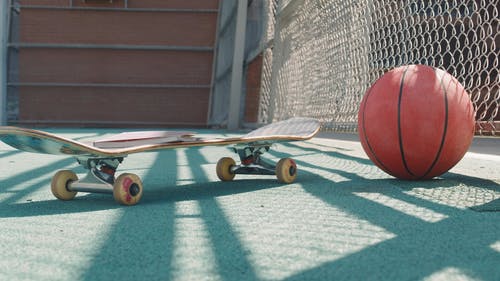 有关圆形, 在地上, 户外的免费素材视频