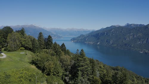 有关山, 树木, 水体的免费素材视频