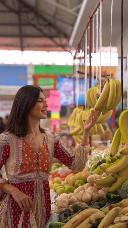 有关人, 垂直视频, 女人的免费素材视频