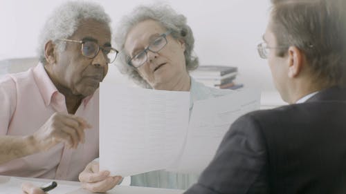 有关保险, 多样化, 女人的免费素材视频