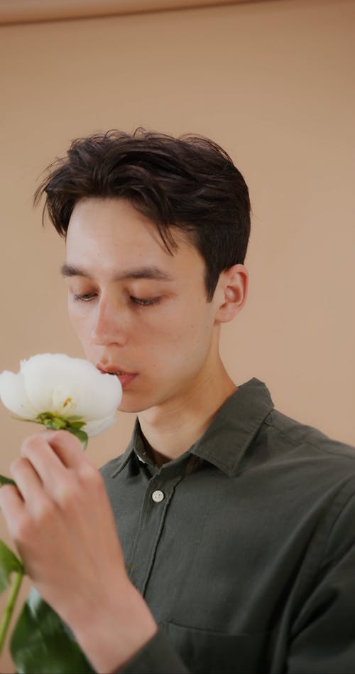有关人, 味道, 垂直视频的免费素材视频