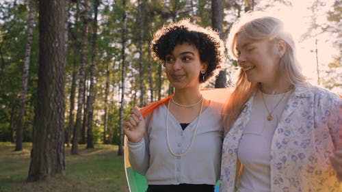 有关一对, 一起, 女性的免费素材视频