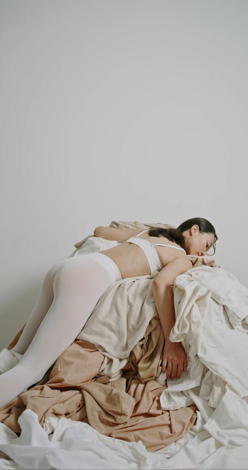 有关垂直视频, 堆, 女人的免费素材视频