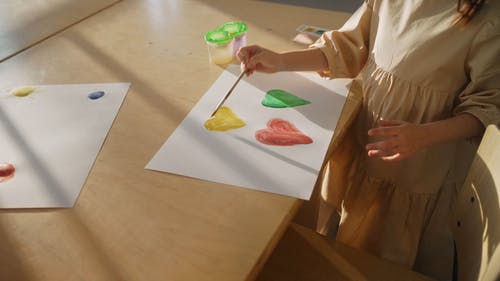 有关儿童, 刷子, 学校的免费素材视频