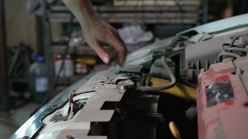 有关修理工, 倾注, 冷却液的免费素材视频