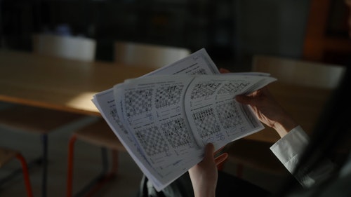 有关学习,手,握住的免费素材视频