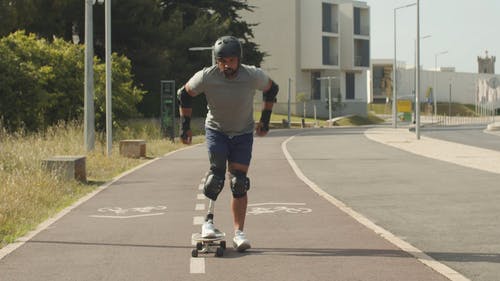 有关人, 假腿, 滑板的免费素材视频