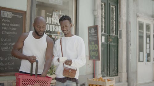 有关塑料篮, 握住, 水果的免费素材视频