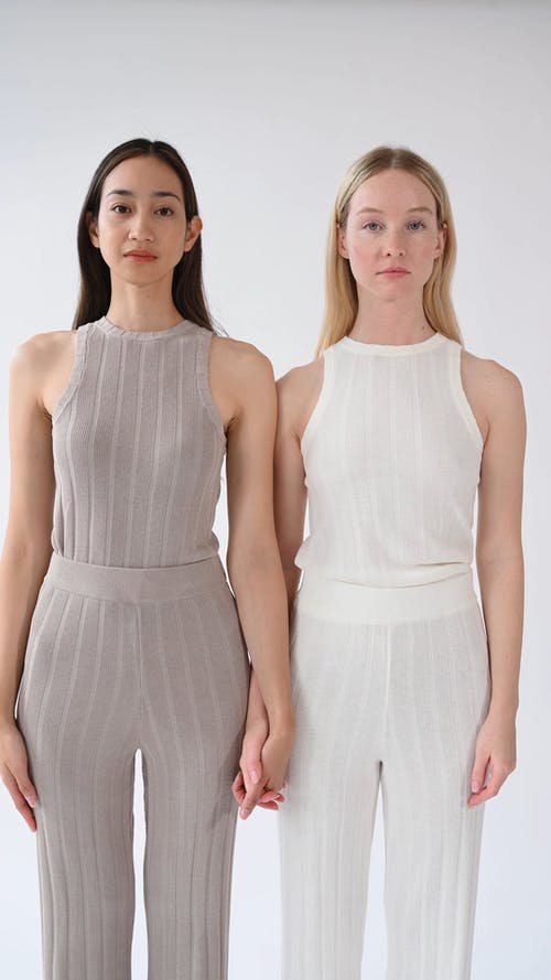 有关一起, 严肃, 垂直视频的免费素材视频