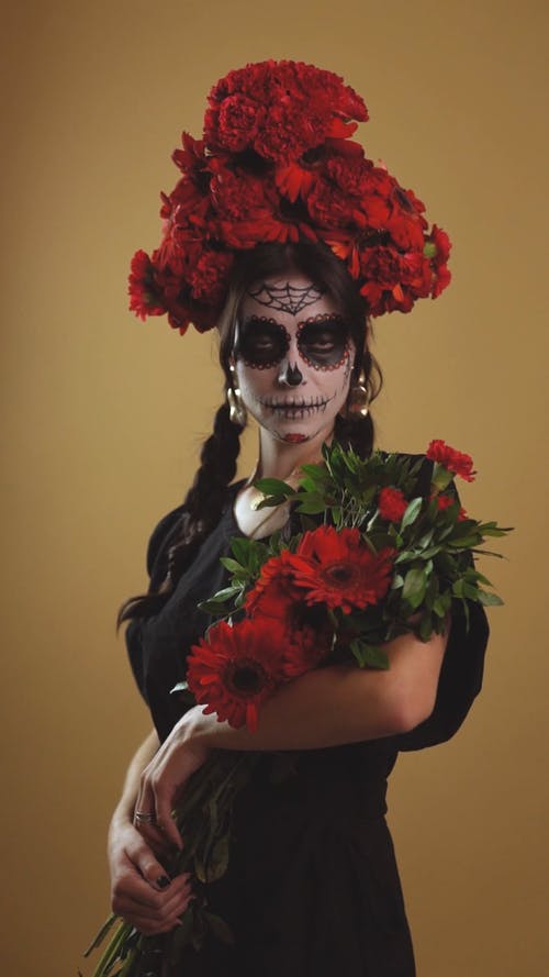 有关dia de los muertos, 一束花, 人的免费素材视频