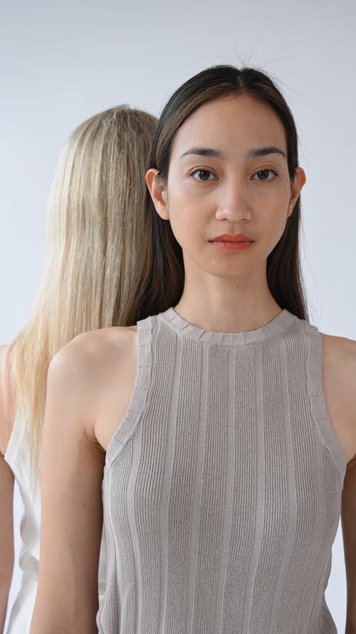 有关不情绪化, 人, 垂直视频的免费素材视频