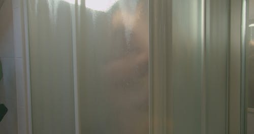 有关个人卫生, 人, 沐浴的免费素材视频