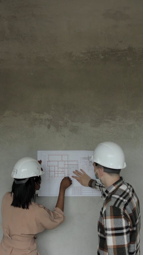 有关人, 地产, 垂直视频的免费素材视频