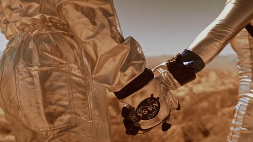 有关@户外, 一对, 中等特写的免费素材视频