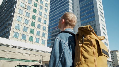 有关人, 建筑, 户外的免费素材视频