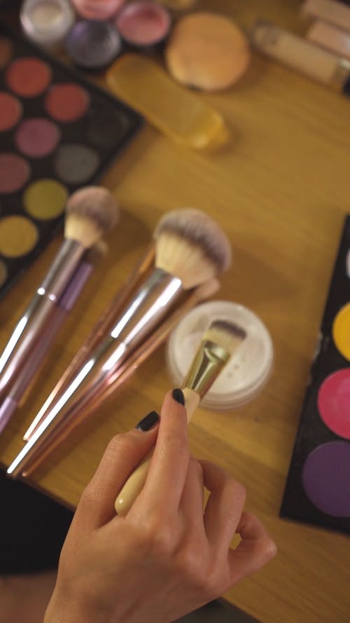 有关化妆刷, 化妆, 化妆品的免费素材视频