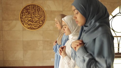 有关伊斯兰, 伊斯兰教, 女性的免费素材视频