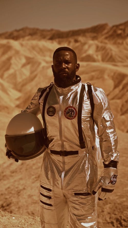 有关垂直视频, 太空人, 太空头盔的免费素材视频