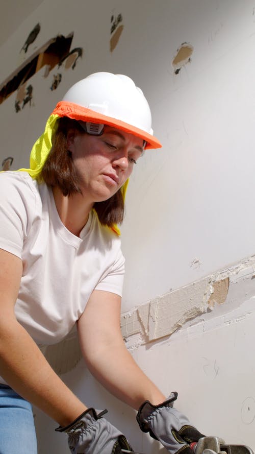 有关劳工, 垂直视频, 女人的免费素材视频