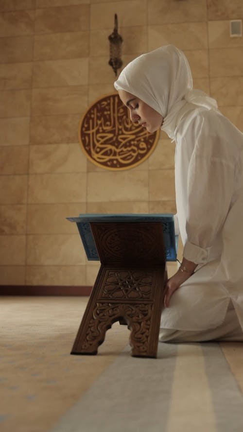 有关信仰, 可兰经, 垂直视频的免费素材视频