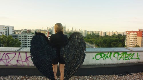 有关个性, 城市, 天使的免费素材视频
