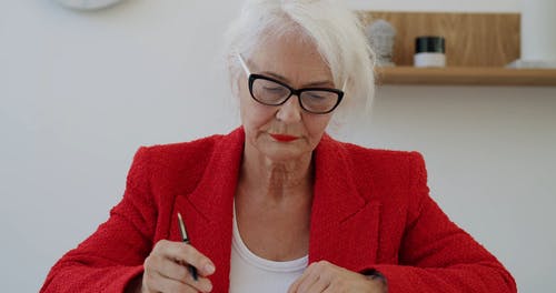 有关女商人, 写作, 专业的免费素材视频