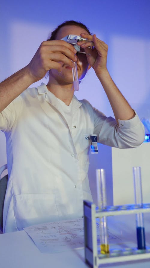 有关人, 倾斜地平线, 分析的免费素材视频