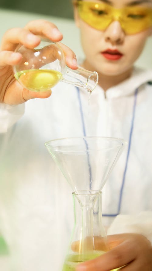 有关ppe, 个人保护设备, 倾注的免费素材视频