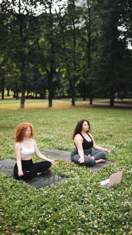 有关主动穿着, 公园, 冥想的免费素材视频