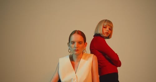 有关一起, 垂直视频, 工作室拍摄的免费素材视频