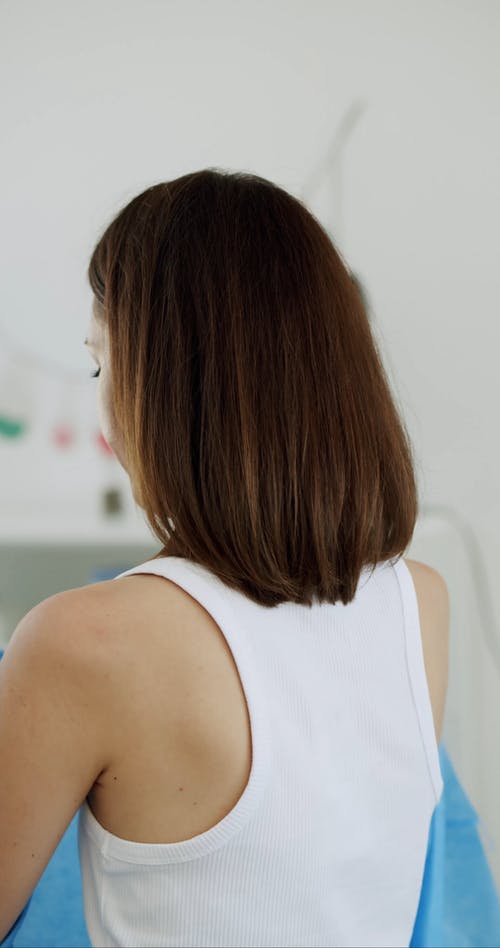 有关垂直视频, 女人, 实验服的免费素材视频