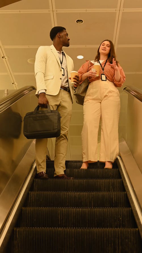 有关同事, 垂直视频, 多样化的免费素材视频