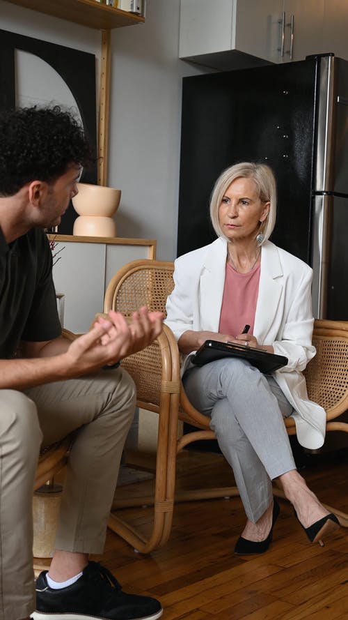 有关人, 会议, 伤心的免费素材视频