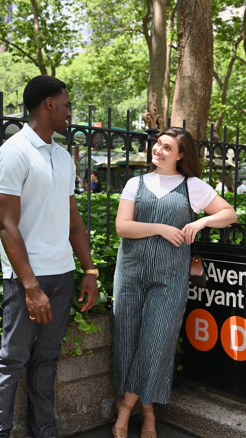 有关垂直视频, 快乐, 会话的免费素材视频