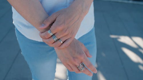 有关戒指, 手, 手指的免费素材视频
