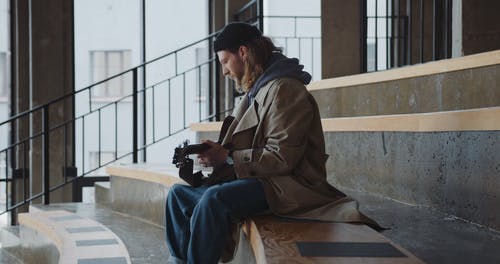 有关下降, 人, 原声吉他的免费素材视频