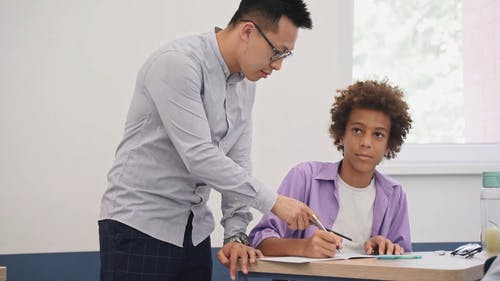 有关人, 儿童, 多样化的免费素材视频