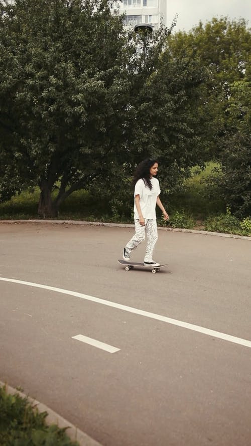 有关垂直视频, 女性, 朋友的免费素材视频