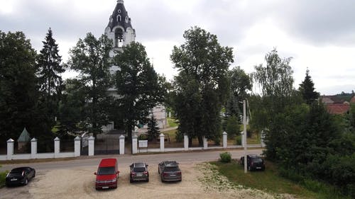 有关建造, 教會, 樹木的免费素材视频