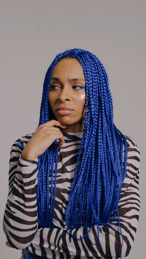 有关垂直视频, 工作室拍摄, 恼怒的的免费素材视频