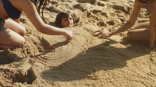 有关兄弟姐妹, 夏天, 姐妹的免费素材视频