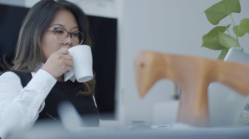 有关人, 低角度拍摄, 咖啡的免费素材视频