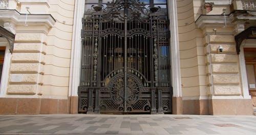 有关一对, 一起, 建筑外观的免费素材视频