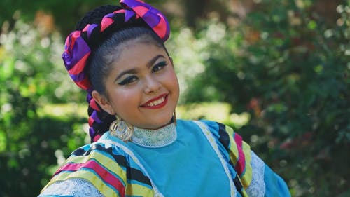 有关微笑, 模糊的背景, 特写的免费素材视频