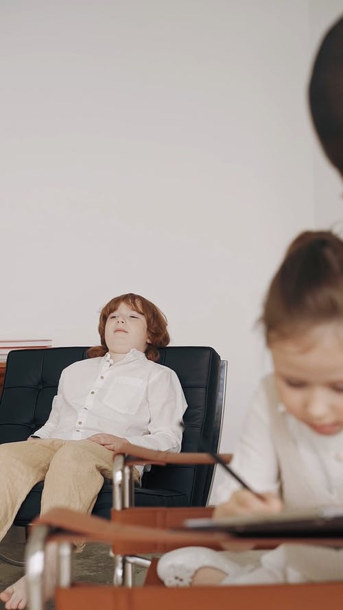 有关主导, 回答, 垂直视频的免费素材视频