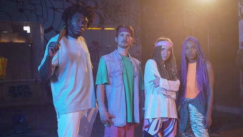 有关冷色调, 印花大手帕, 多样化的免费素材视频