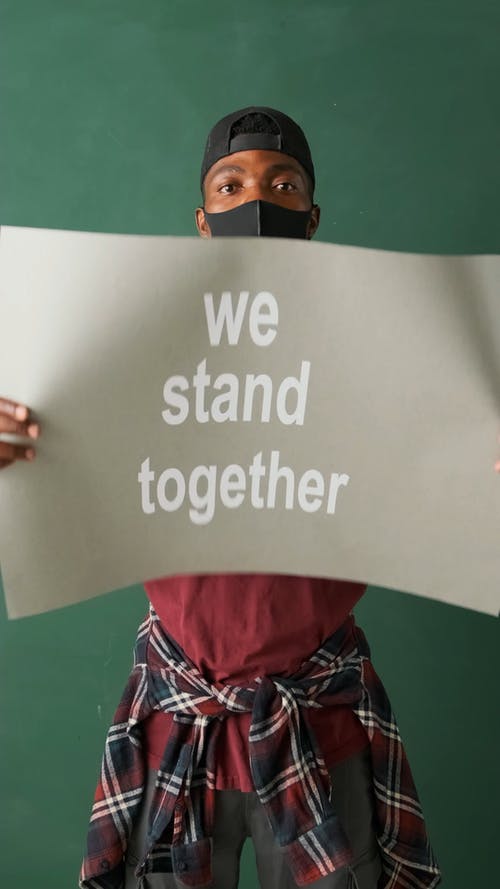 有关保护, 垂直视频, 安全的免费素材视频